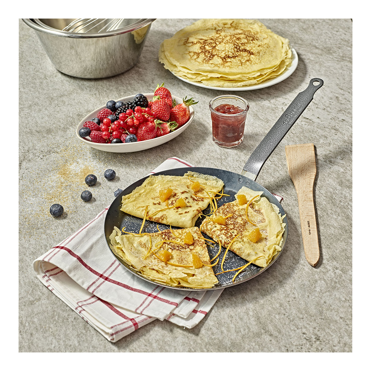 Crepe-panna FORCE BLUE 18 cm, de Buyer