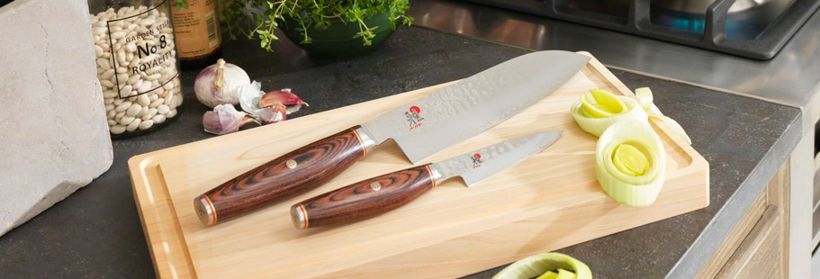 Skärbräda L 40 x 25, trä, Miyabi