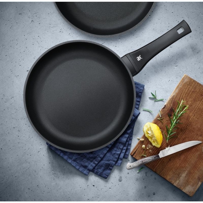 Non-stick stekpanna PERMADUR PREMIUM 24 cm, WMF