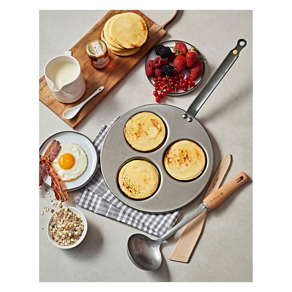 Pannkakspanna MINERAL B 27 cm, med stekspade och slev, de Buyer