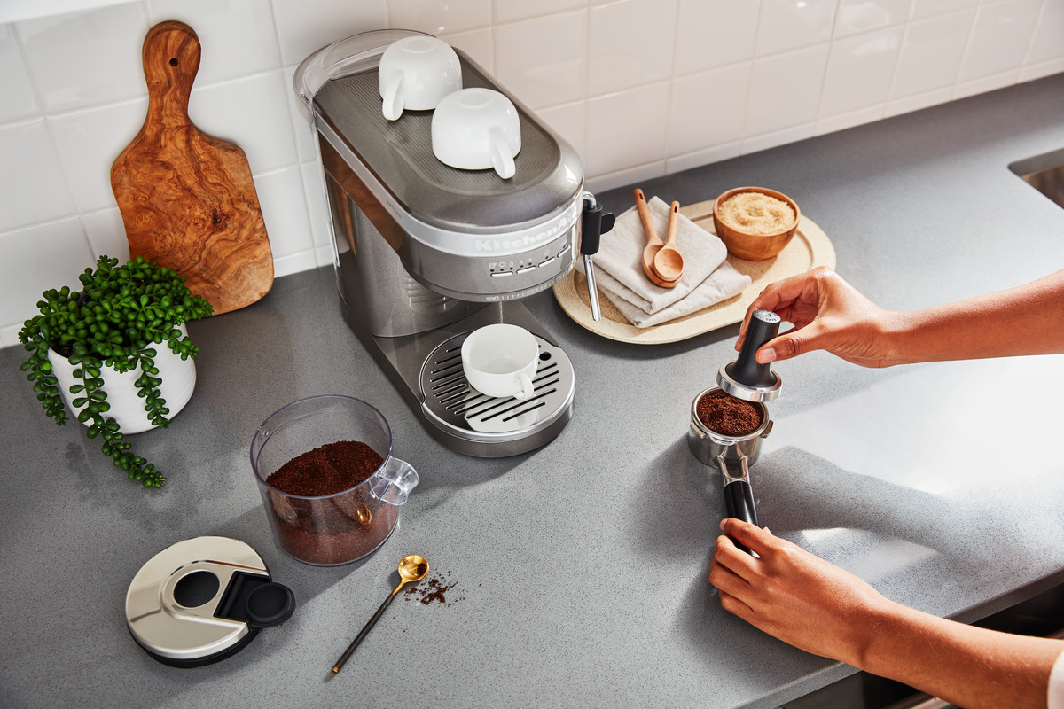 Halvautomatisk kaffemaskin ARTISAN 5KES6503EMS, silvergrå, KitchenAid