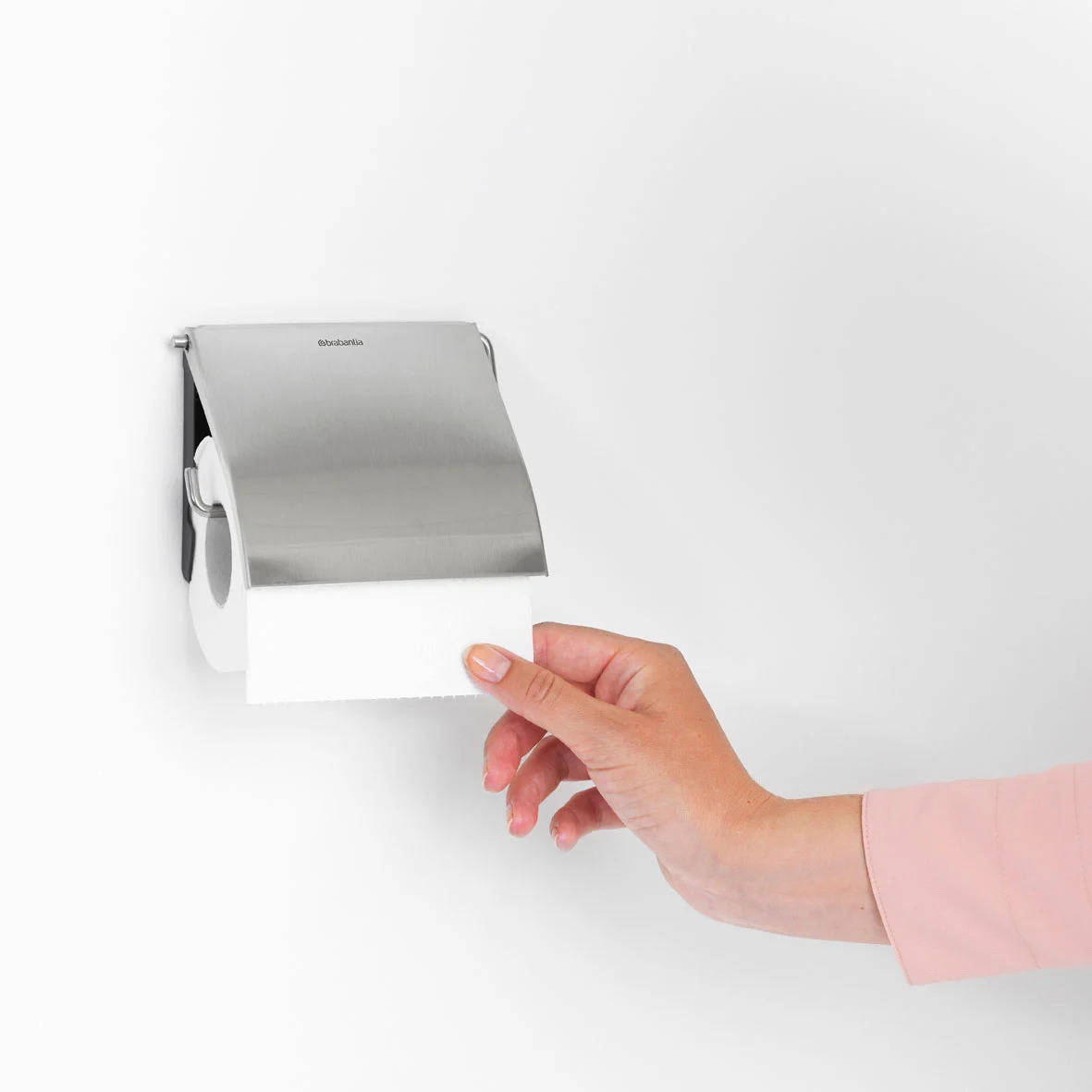 Toalettborsthållare, toalettpappershållare och reservrullstativ i set RENEW, matt stål, Brabantia