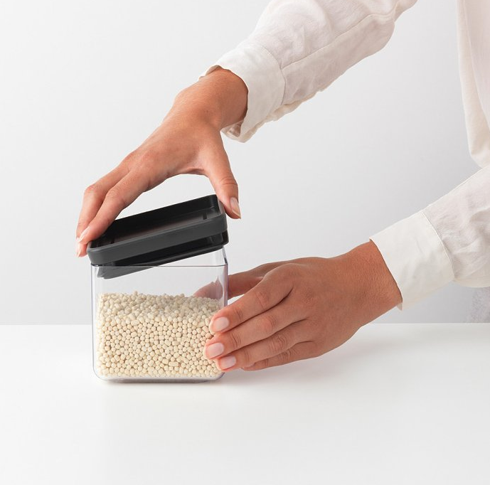 Matförvaring TASTY PLUS 700 ml, mörkgrå, plast, Brabantia