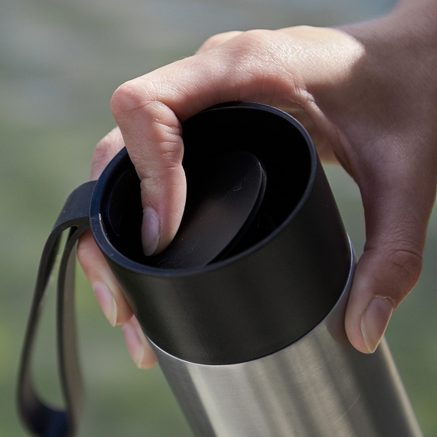 Resemugg TO GO 350 ml, marmorgrått lock, rostfritt stål, Eva Solo