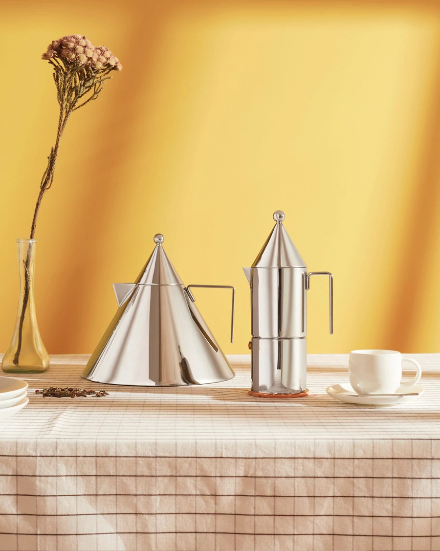Vattenkokare för spishäll IL CONICO 2 l, Alessi