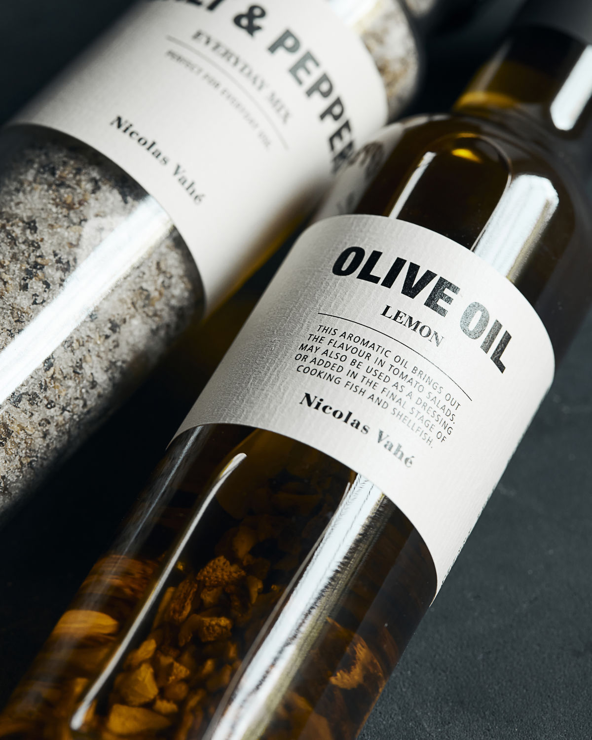 Salt, peppar och olivolja i presentset, Nicolas Vahé