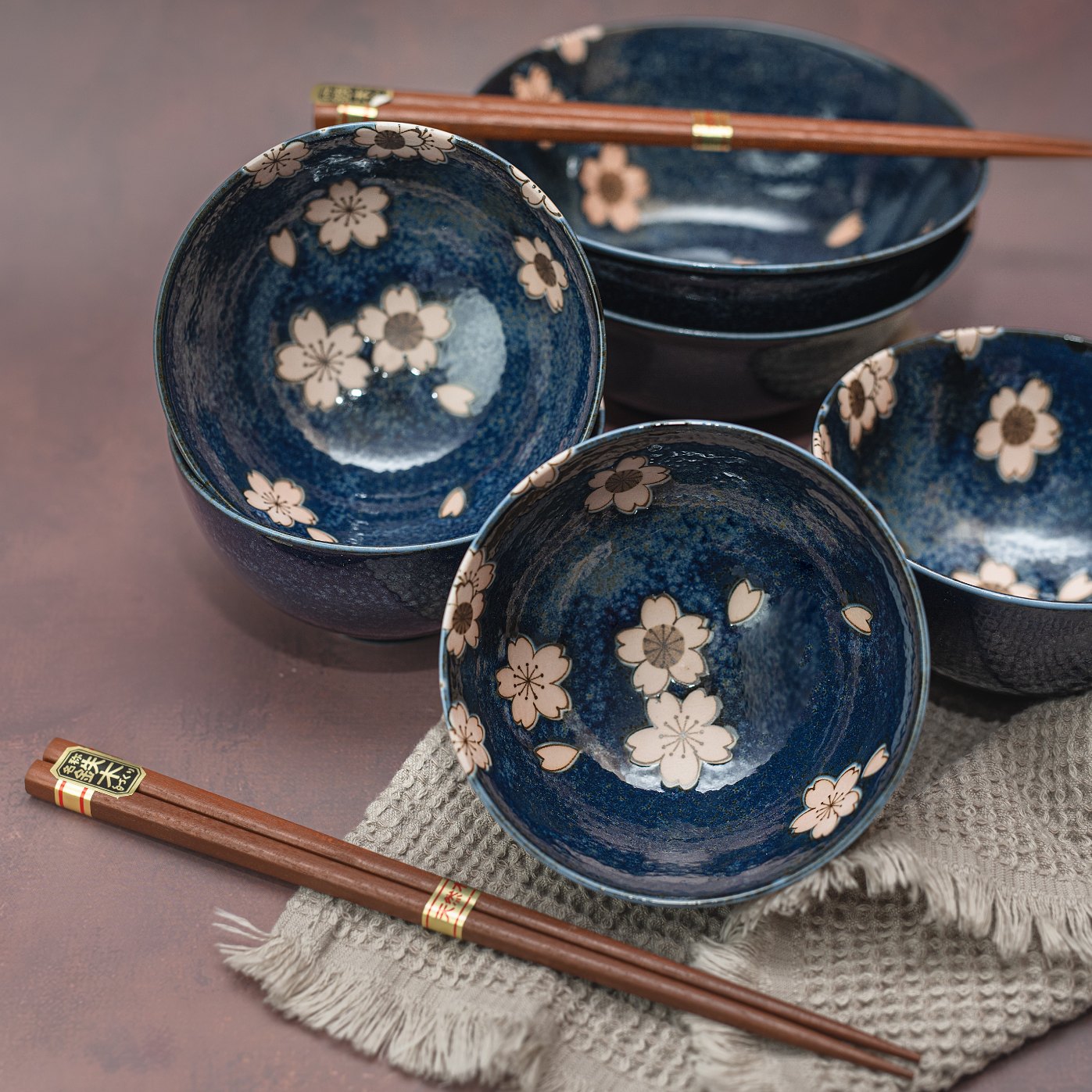 Matskål NAVY & PINK SAKURA, set i 4 delar, 300 ml, MIJ