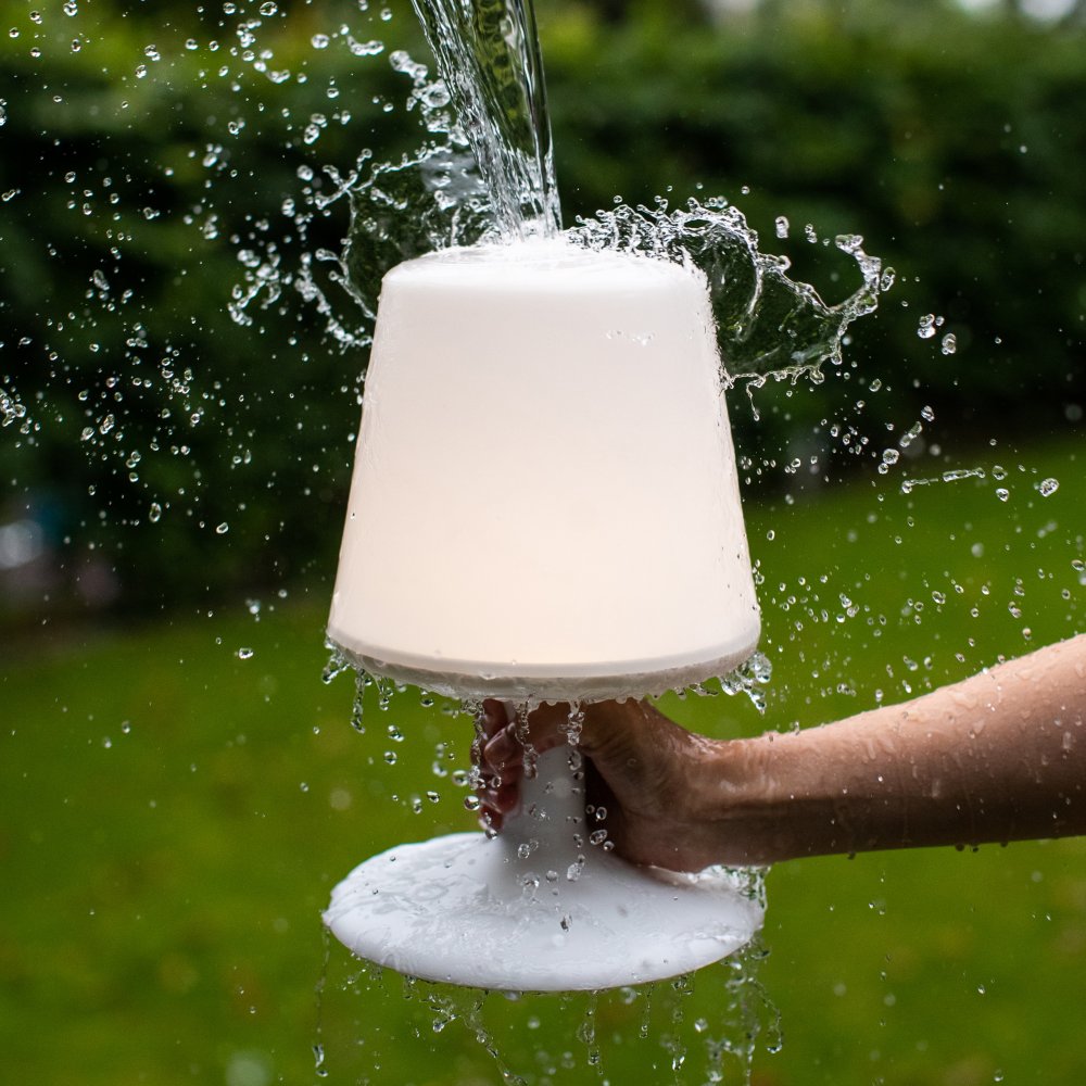 Bärbar bordslampa LIGHT TO GO, ekologisk grå, Koziol