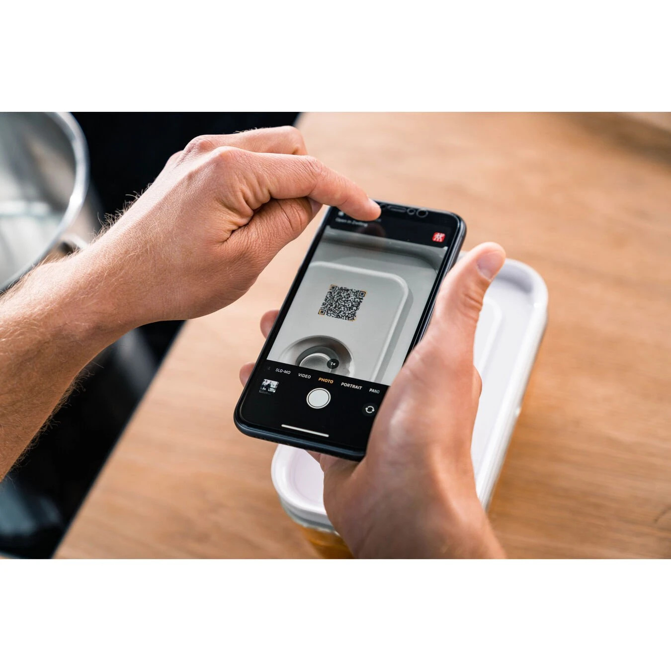 Matförvaringsbehållare med vakuumförslutning  FRESH & SAVE L 2 l, Zwilling