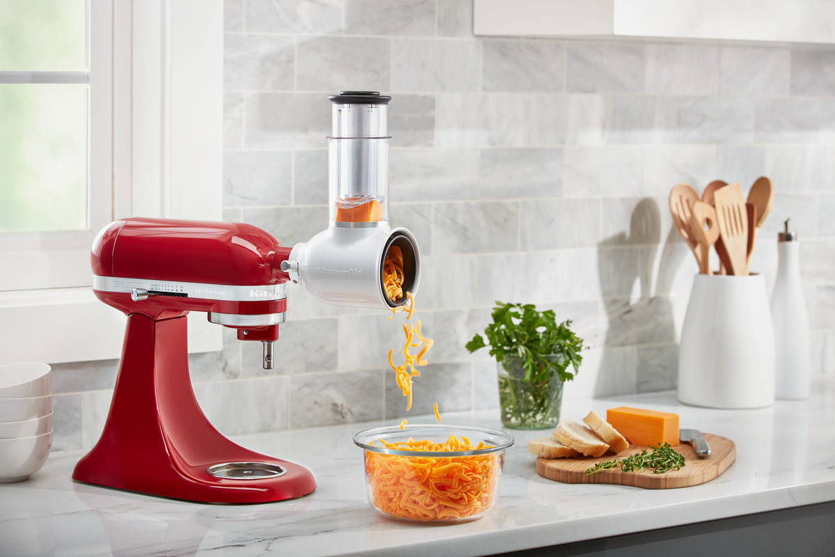 Tillbehör för KitchenAid hushållsassistent, set i 3 delar, skivare och rivare 5KSMVS, köttkvarn 5KSMFGA, juicer 5JE, KitchenAid
