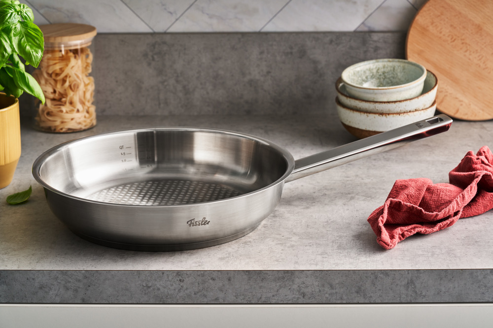 Stekpanna ORIGINAL-PROFI COLLECTION 24 cm, 2 l, rostfritt stål, Fissler