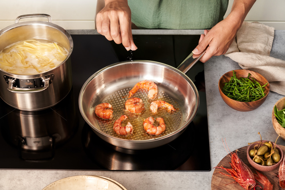 Stekpanna ORIGINAL-PROFI COLLECTION 24 cm, 2 l, rostfritt stål, Fissler
