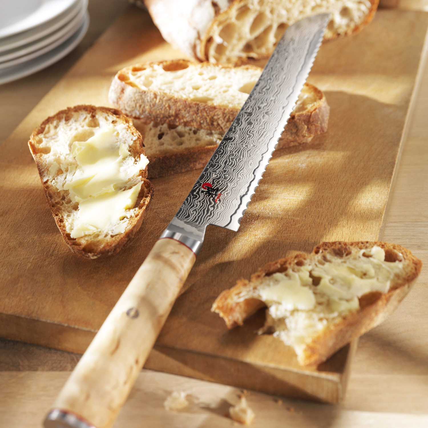 Japansk brödkniv 5000MCD 23 cm, Miyabi