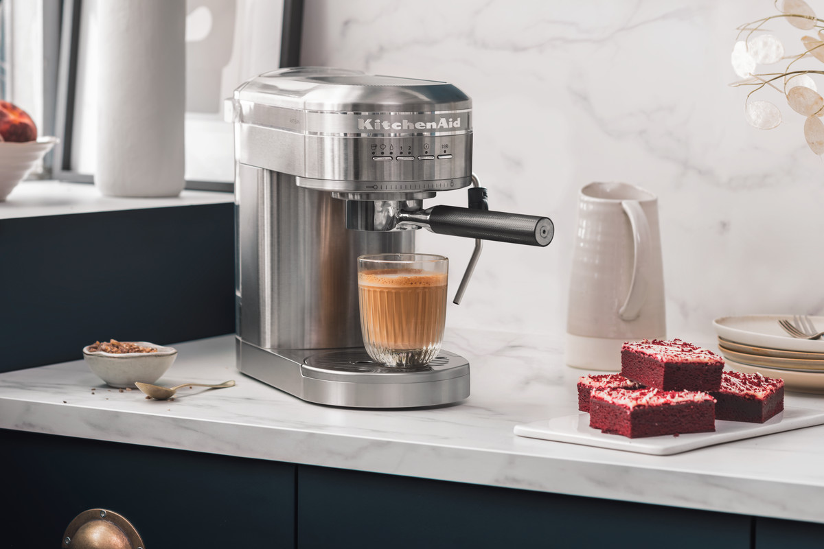 Halvautomatisk kaffemaskin ARTISAN 5KES6503ESX, rostfritt stål, KitchenAid