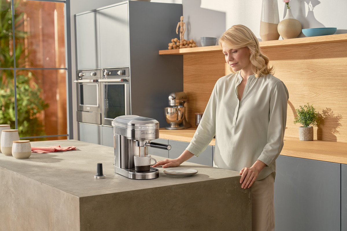 Halvautomatisk kaffemaskin ARTISAN 5KES6503ESX, rostfritt stål, KitchenAid