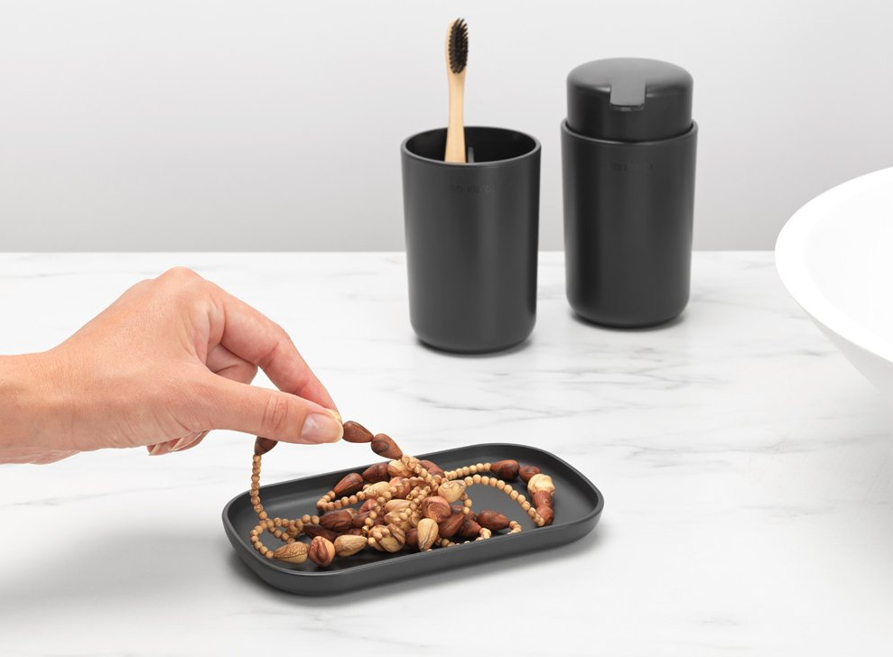Dispenser för flytande tvål och tandborstmugg i set, grå, Brabantia