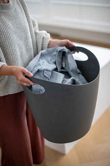 Tvättkorg BOTTICHELLI XL 28 l, ökensand, Koziol