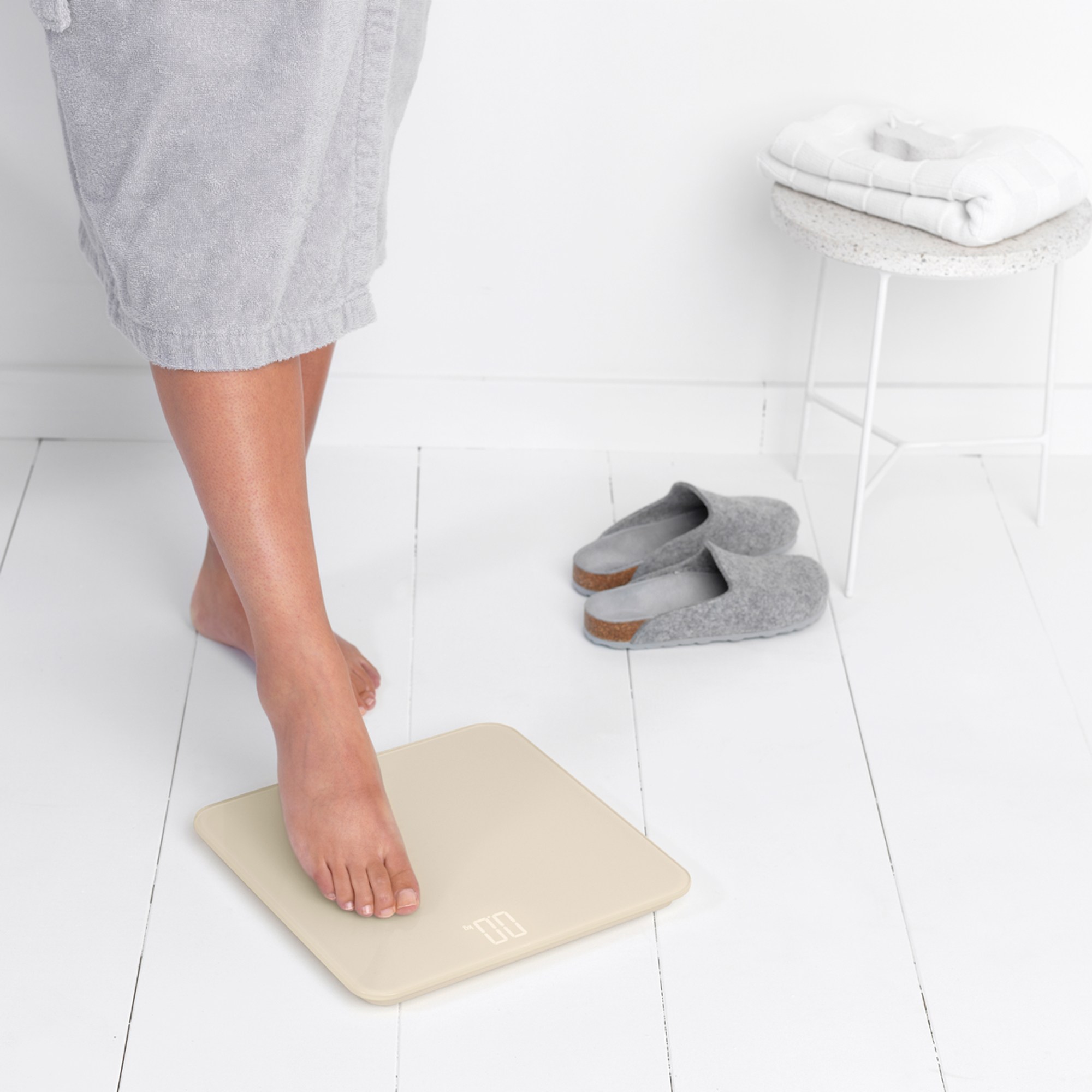 Digital kroppsviktsvåg RENEW mjuk beige, Brabantia
