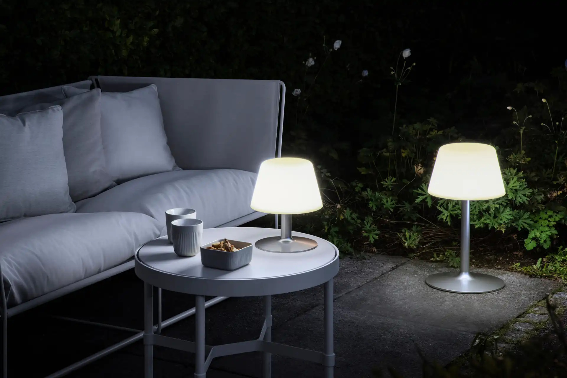 Bordslampa med solcell SUNLIGHT LOUNGE 50 cm, grå, Eva Solo