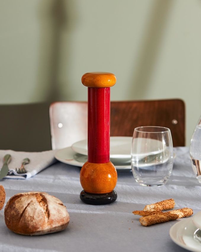 Salt- eller pepparkvarn MP0210, röd/gul/svart, Alessi