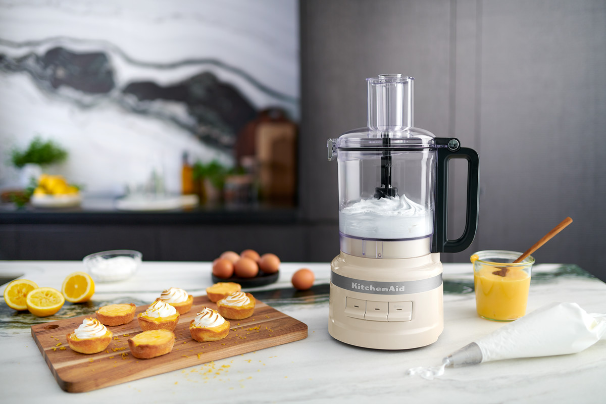Matberedare 5KFP0921EAC, mandel, KitchenAid