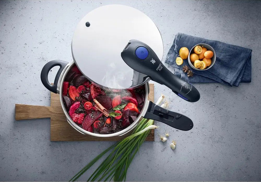 Tryckkokare PERFECT PLUS 6,5 l, ⌀ 22 cm, med insats, WMF