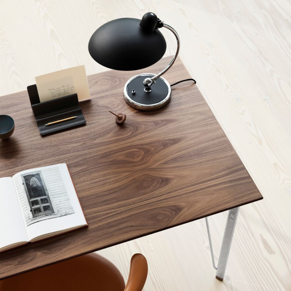 Skrivbordsförvaring WAVE 18 cm, svart, metall/läder, Fritz Hansen