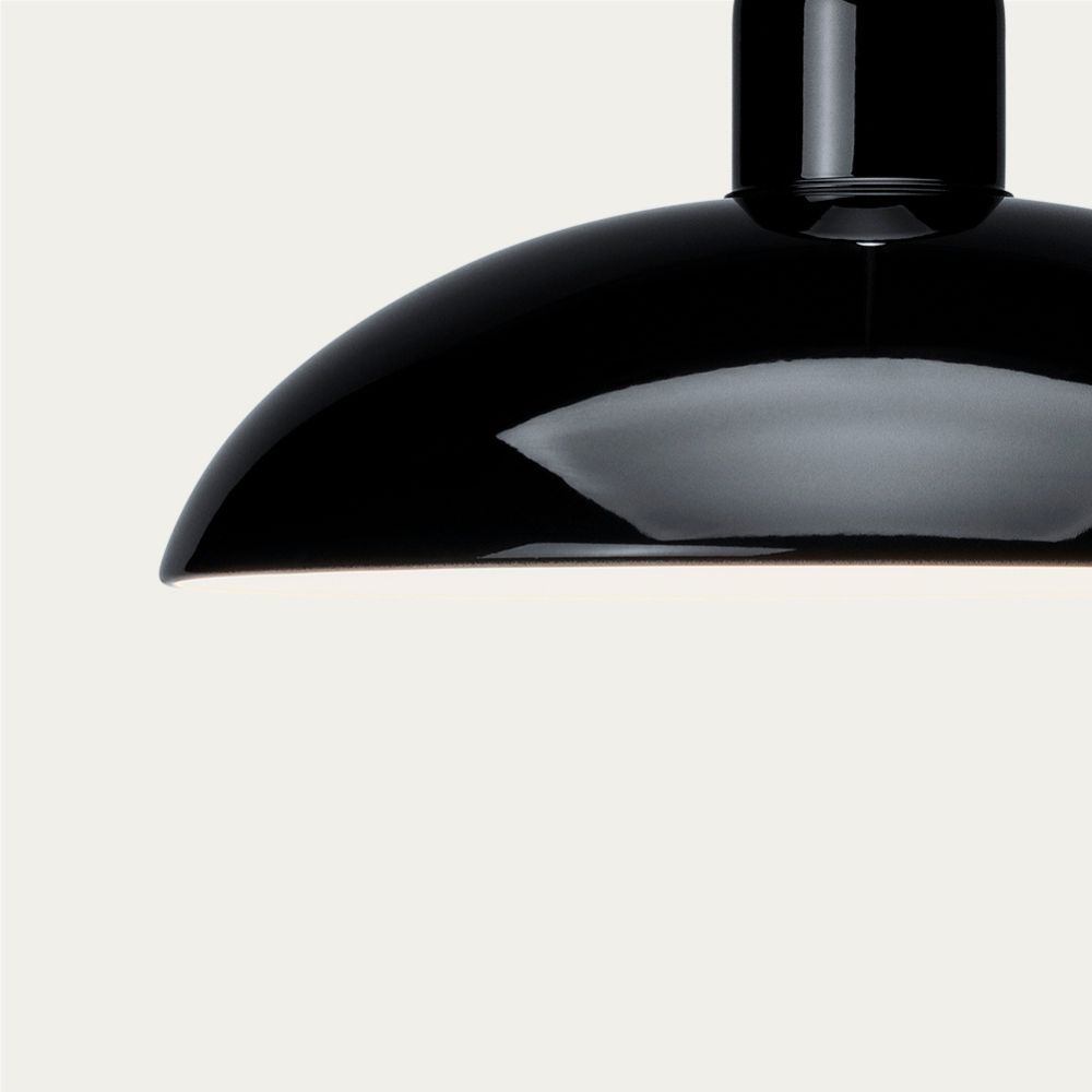 Pendellampa KAISER IDELL 28 cm, svart, Fritz Hansen