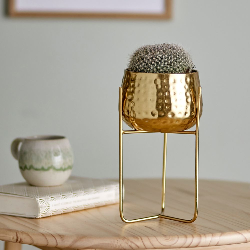 Blomkruka med piedestal RUSSELL 23 x 12 cm, guld, metall, Bloomingville