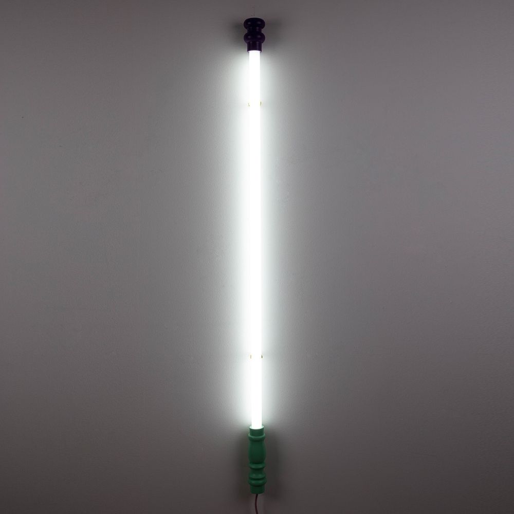 Väggdekorationslampa SUPERLINEA 141,5 cm, vit, trä/plast, Seletti