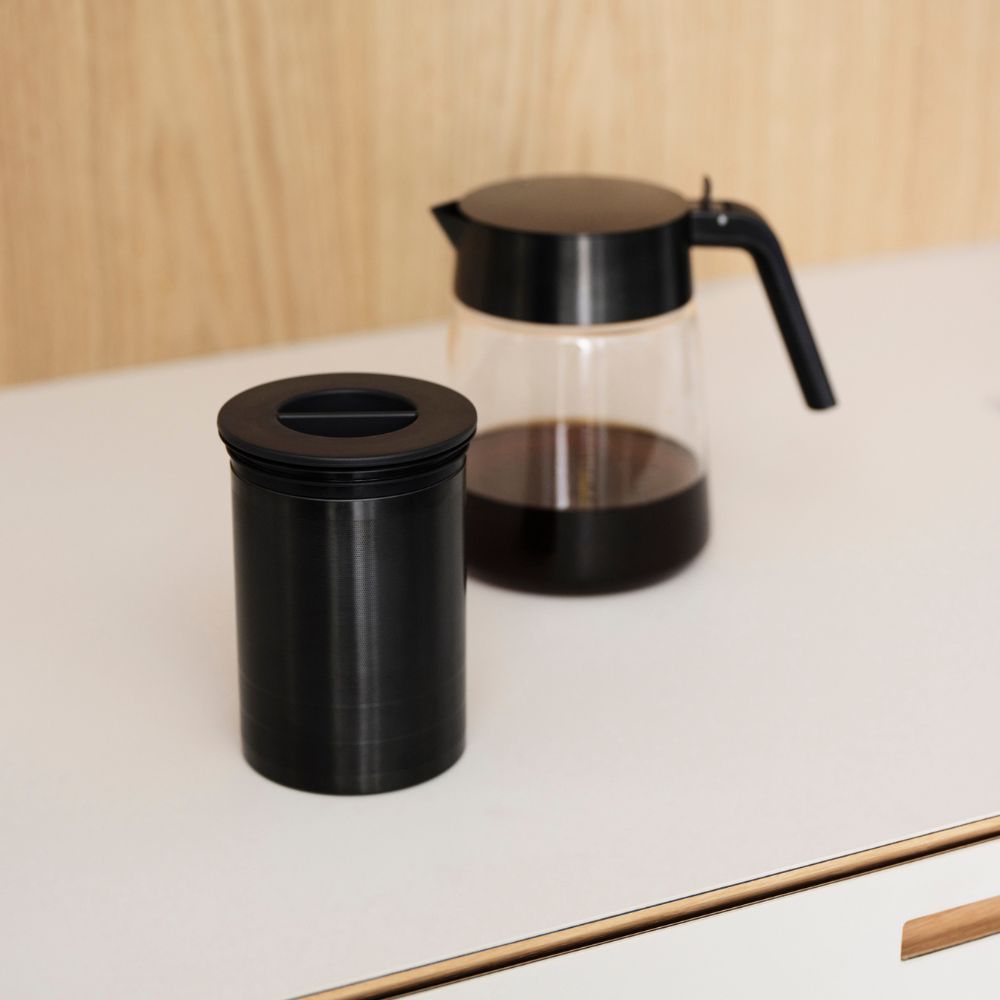 Serveringskanna NOHR 1,2 l, svart, glas, Stelton