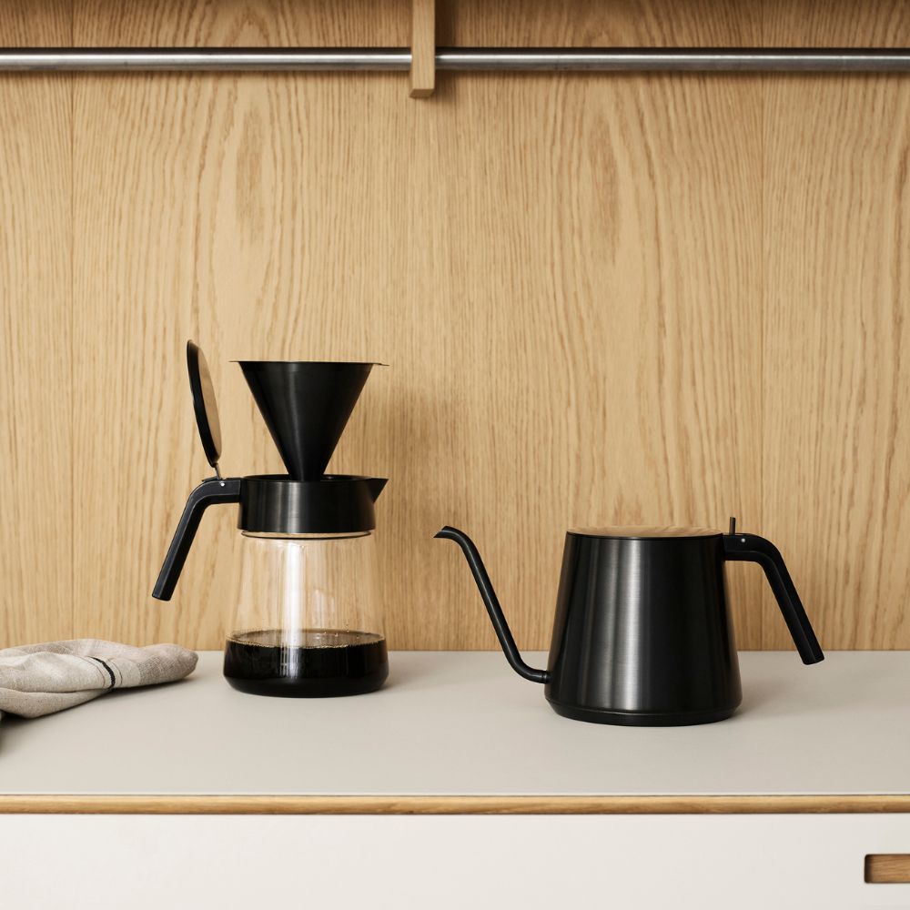 Vattenkokare NOHR 1,0 l, svart, rostfritt stål, Stelton