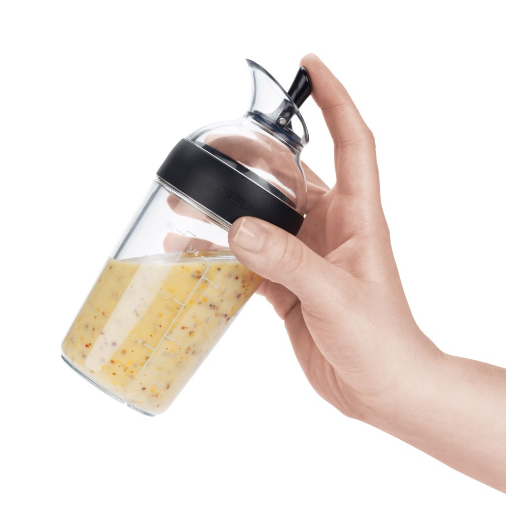 Dressing-shaker GOOD GRIPS 236 ml, svart, plast, OXO