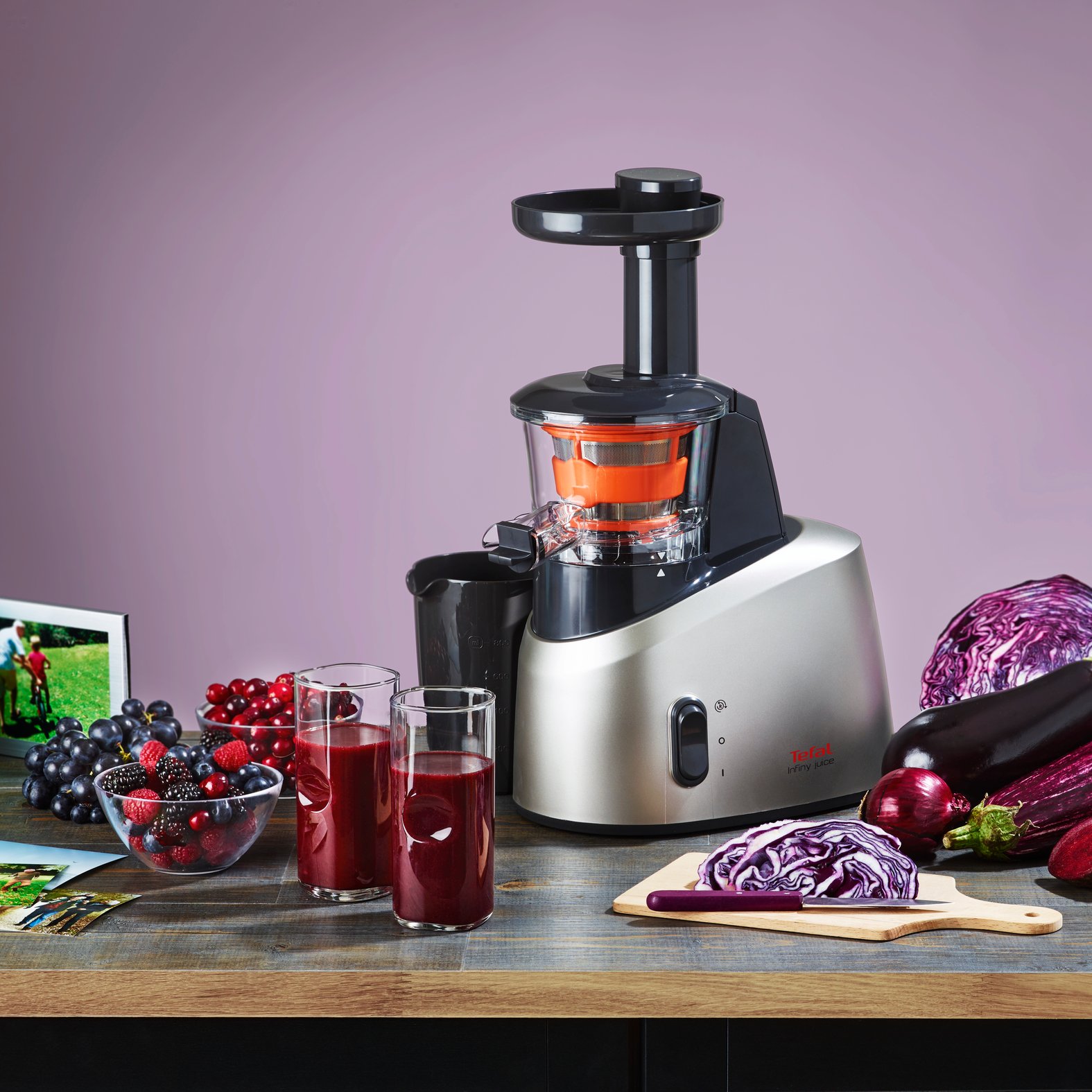 Elektrisk juicepress INFINY JUICE ZC255B38, silver, plast, Tefal