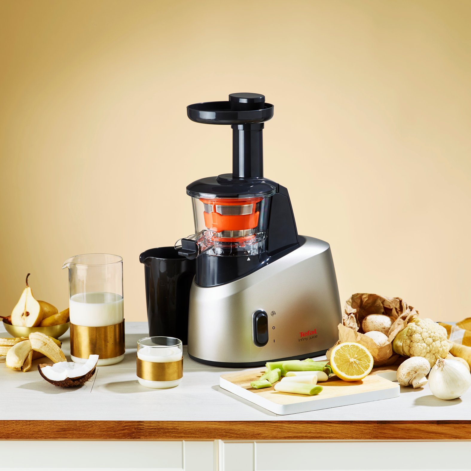 Elektrisk juicepress INFINY JUICE ZC255B38, silver, plast, Tefal