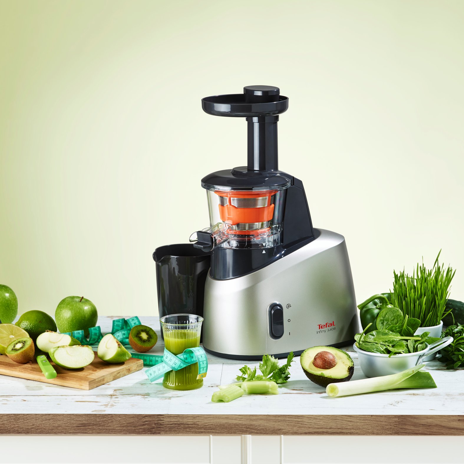 Elektrisk juicepress INFINY JUICE ZC255B38, silver, plast, Tefal
