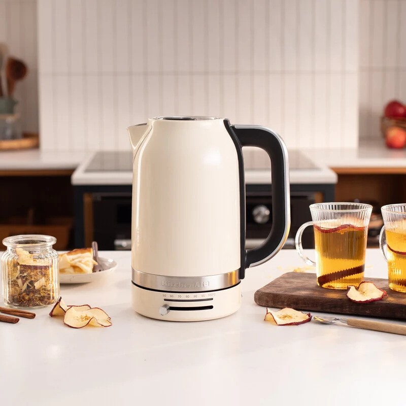 Vattenkokare 5KEK1701 1,7 l, mandel, KitchenAid
