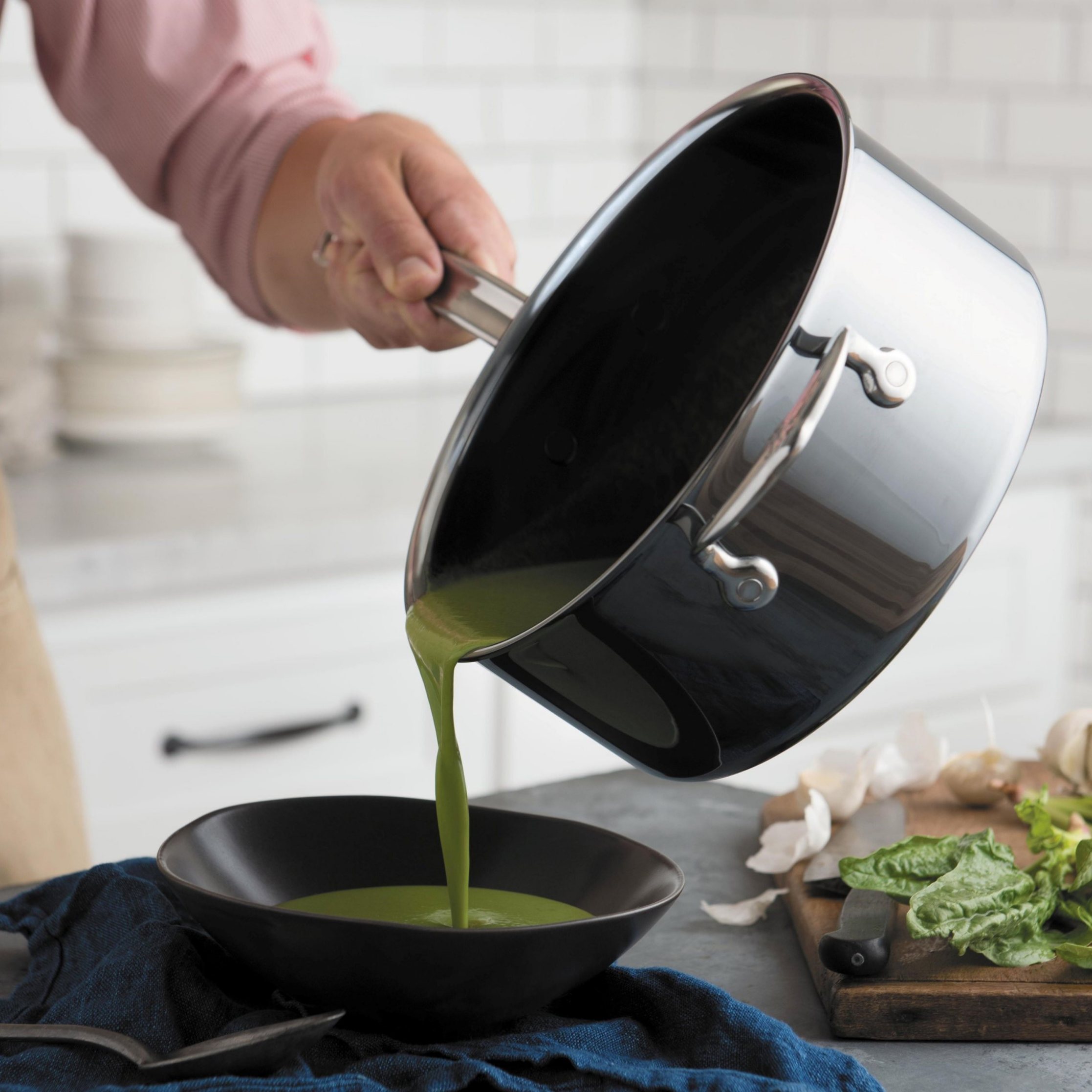 Kastrull NANOBOND TITANIUM 22 cm, 3,8 l, rostfritt stål, Hestan