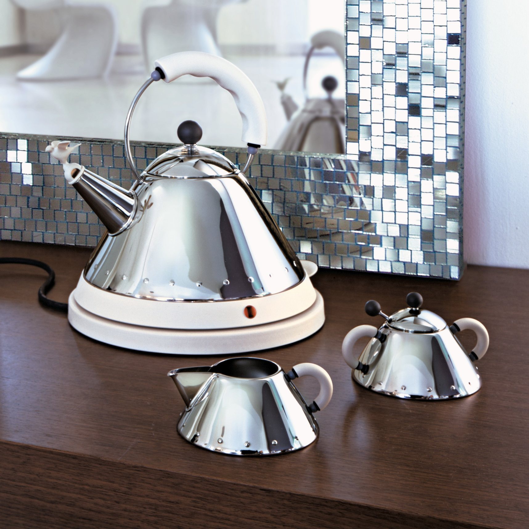 218891 2 rychlovarna konvice mg32 1 5 l stribrna bila nerezova ocel alessi