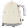200195 2 smeg mini rychlovarna konvice kremova studio 01