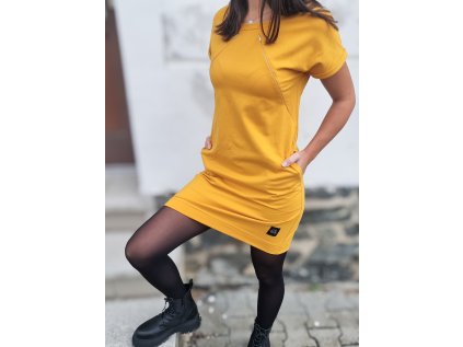 Úpletové šaty s kapsami MUSTARD kojicí
