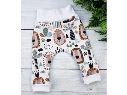 Rostoucí kojenecké tepláky LION