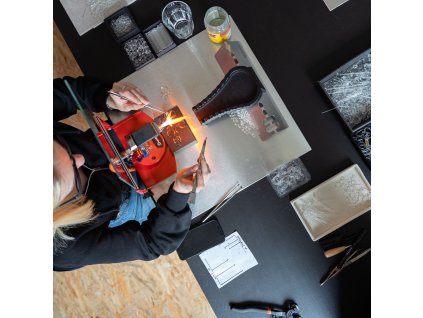 Vyrob si skleněný šperk!  sobota 28.3.2026