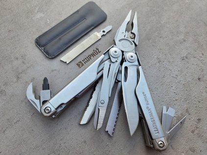 multitool leatherman surge (2)