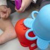 BABY EINSTEIN Pohárky stohovací Opus's Stack & Stream™ (5ks) 9