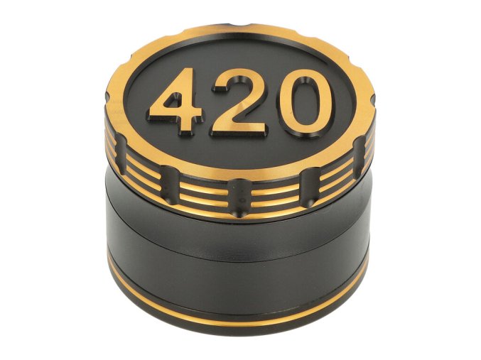 Drtič tabáku kovový 420 Black/Gold, 62mm