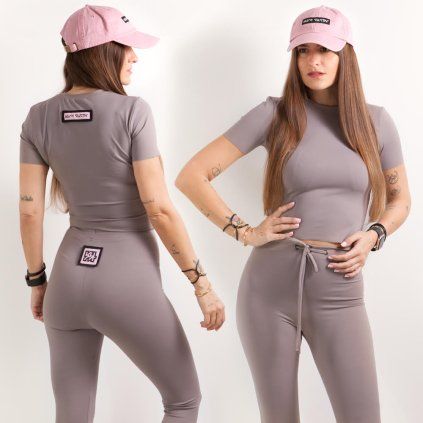 TOP TAUPE