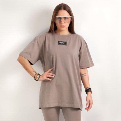 camel oversize tee