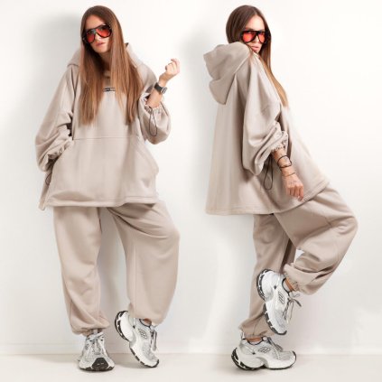 MEGA HOODIE A SWEATPANTS