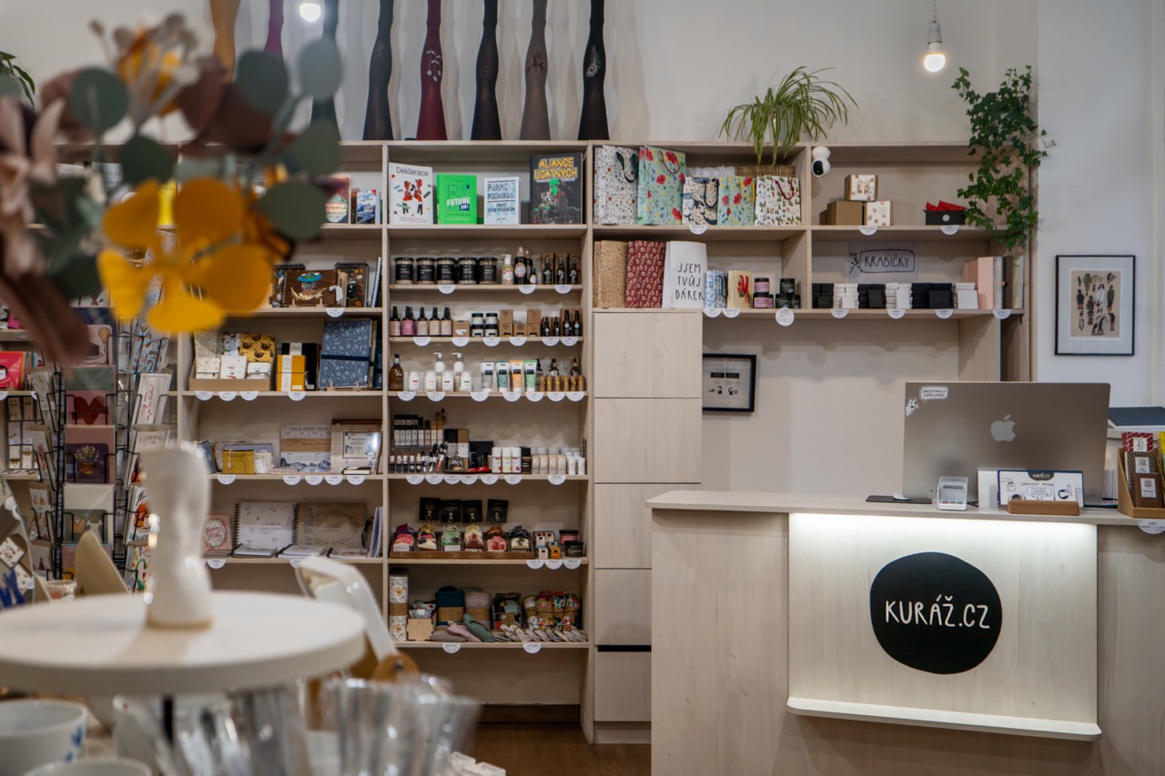 Kamenná prodejna Kuráž – Veletržní 48, Praha 7